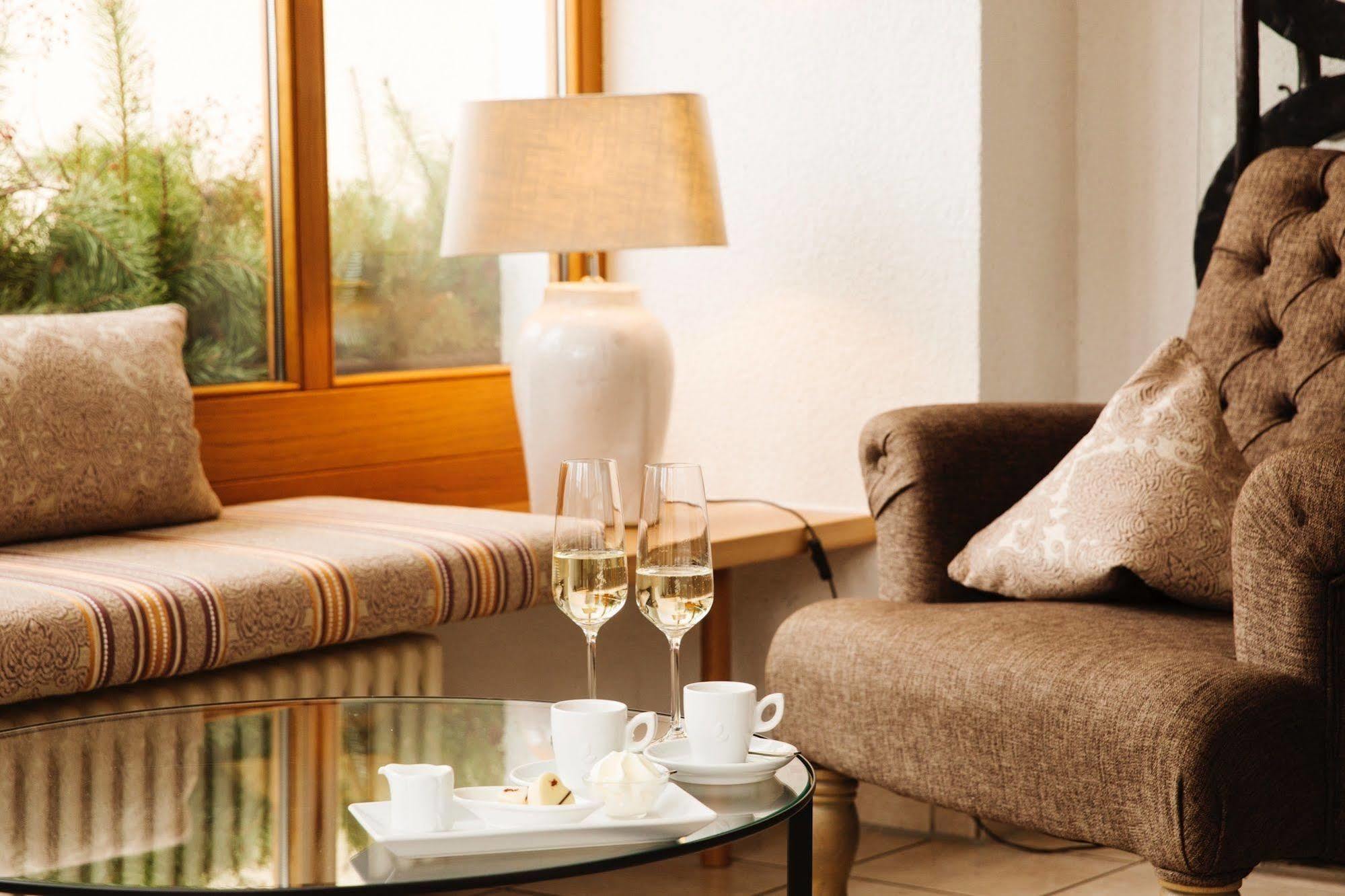 Hotel & Restaurant Dornweiler Hof Illertissen Eksteriør bilde