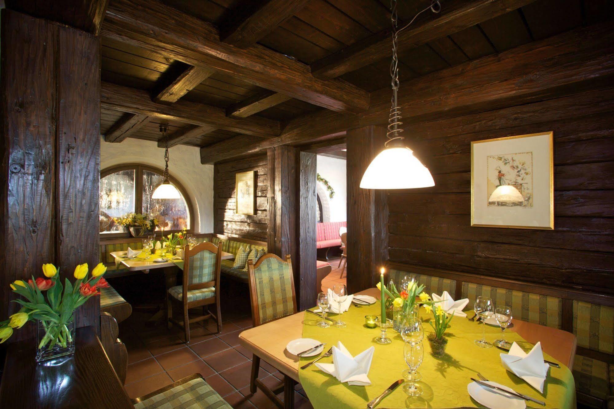 Hotel & Restaurant Dornweiler Hof Illertissen Eksteriør bilde