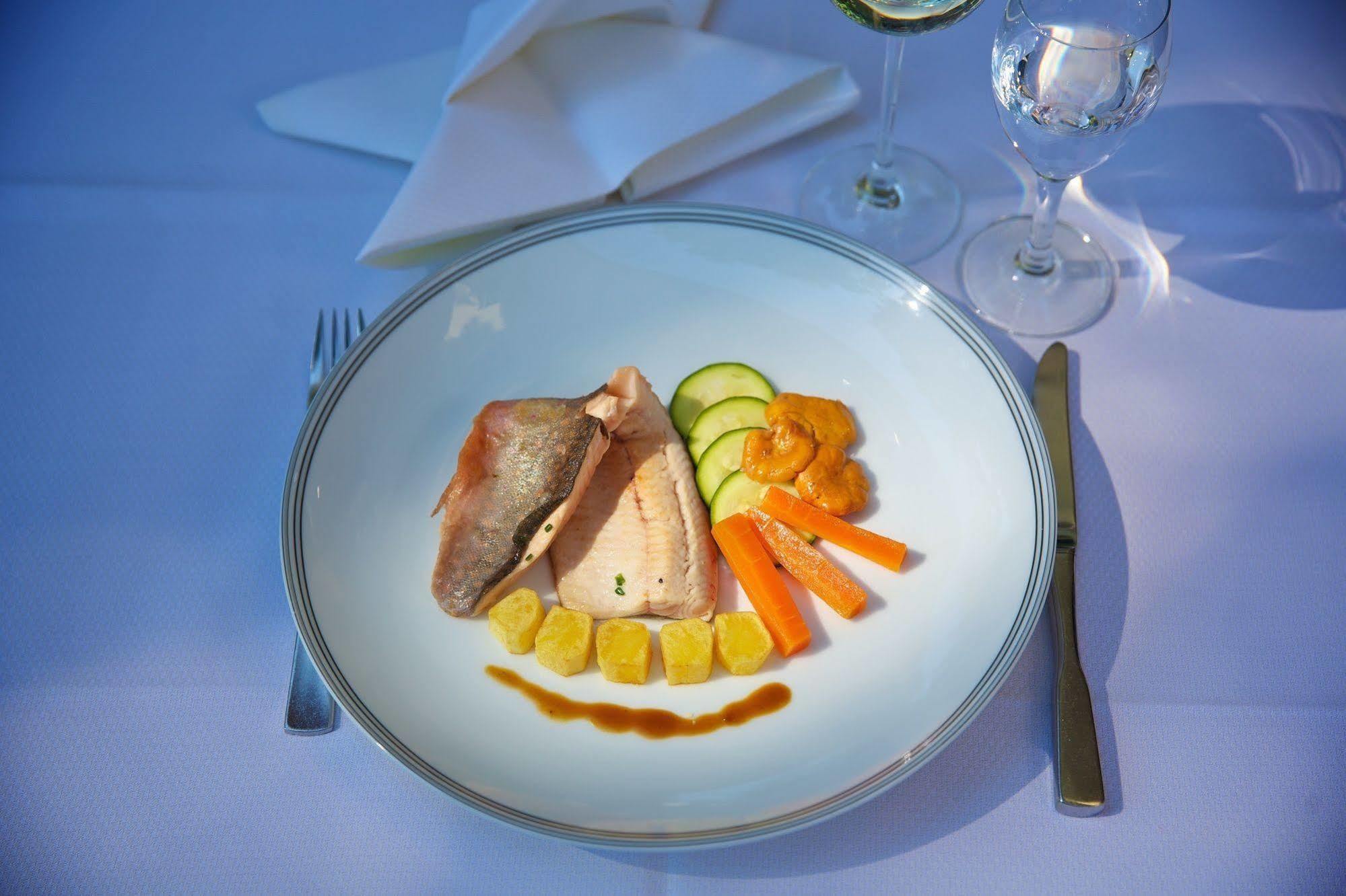 Hotel & Restaurant Dornweiler Hof Illertissen Eksteriør bilde